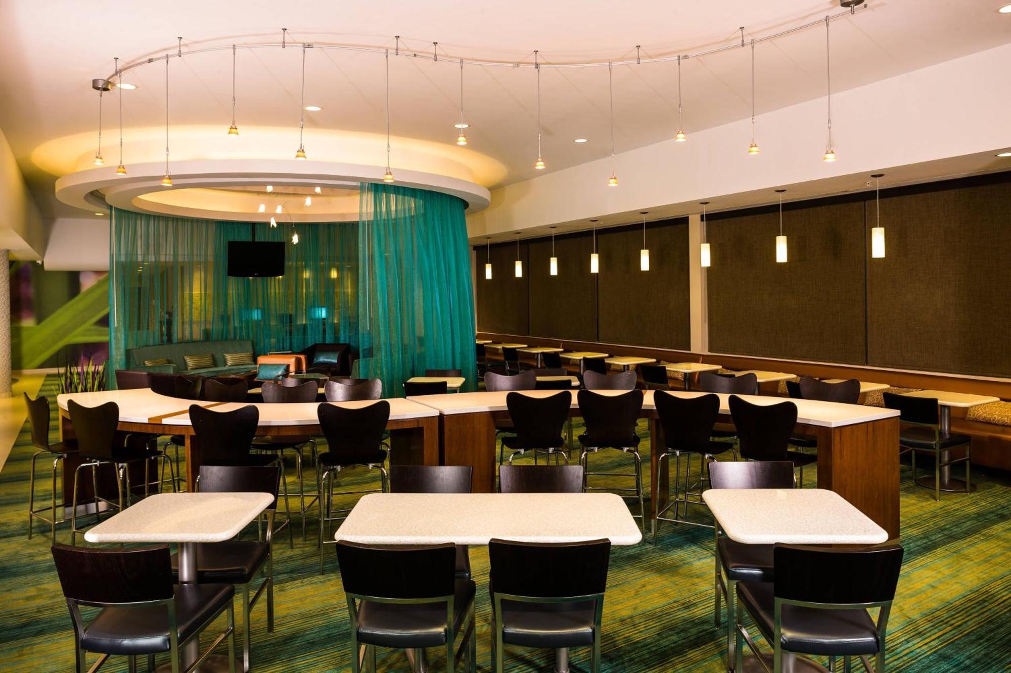 Springhill Suites By Marriott New York Laguardia Airport Extérieur photo