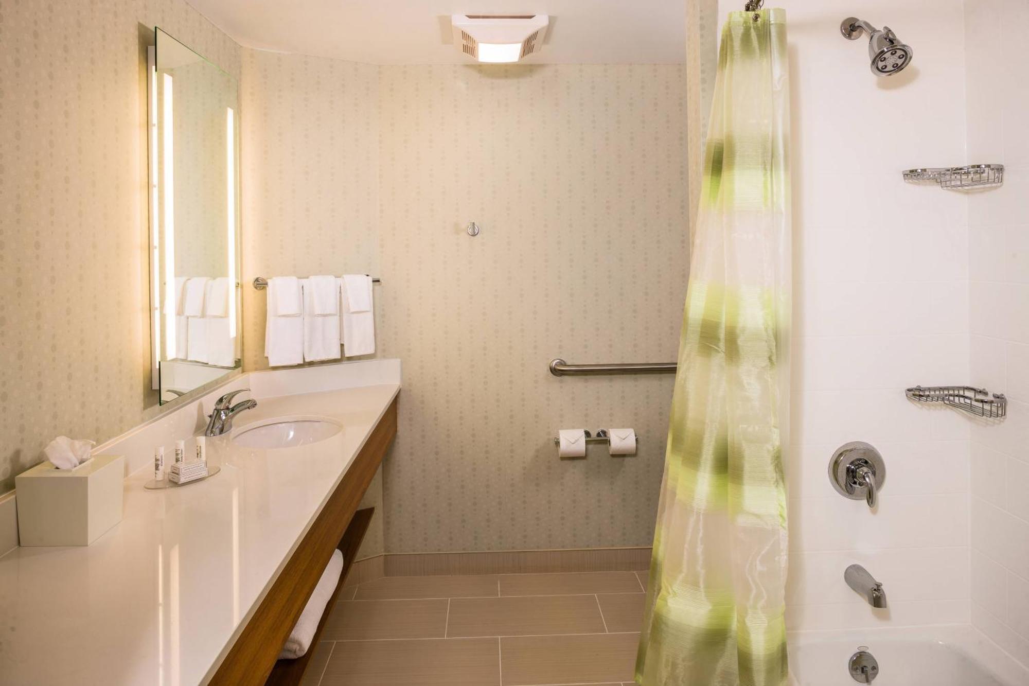 Springhill Suites By Marriott New York Laguardia Airport Extérieur photo