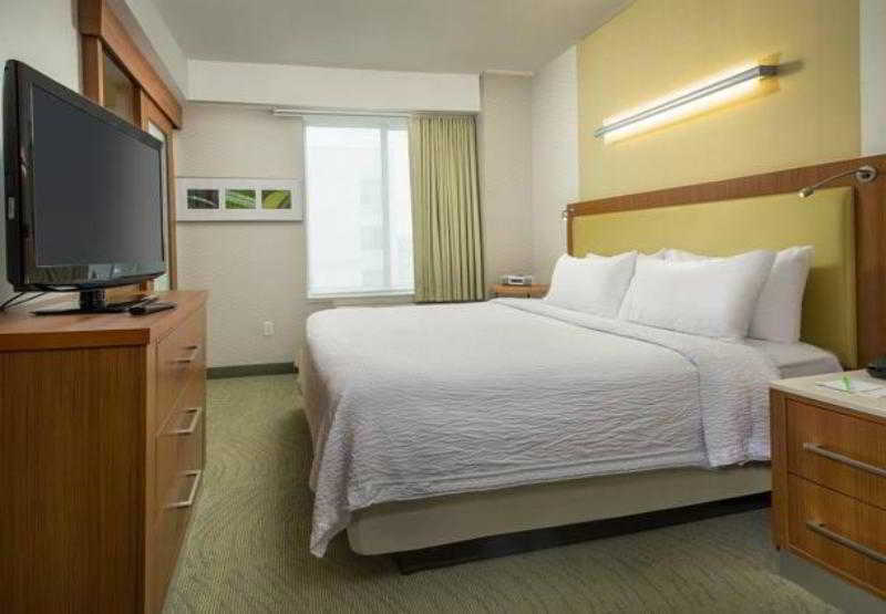 Springhill Suites By Marriott New York Laguardia Airport Extérieur photo